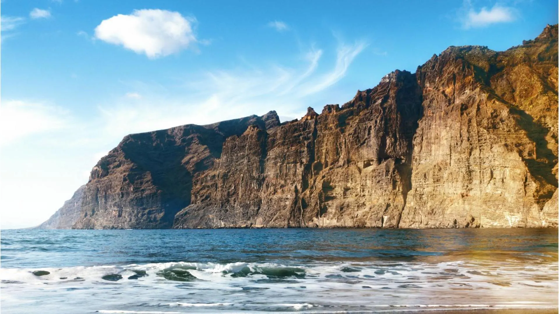 Bright 2 Bedroom Apt By Dream Homes Tenerife Puerto de Santiago  0*, Puerto de Santiago (Tenerife)